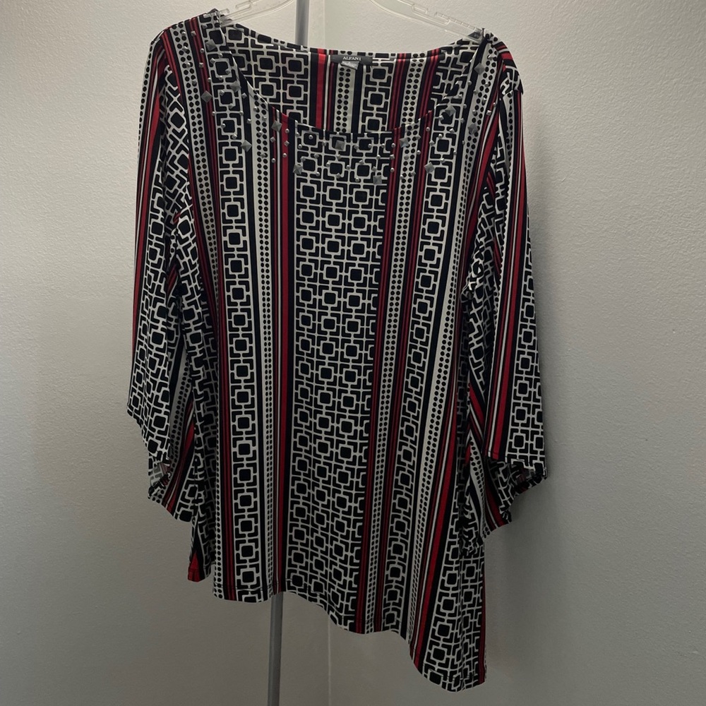 Alfani size large